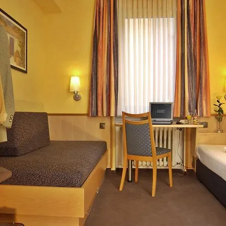 Cph Strauss Wurtzburgo